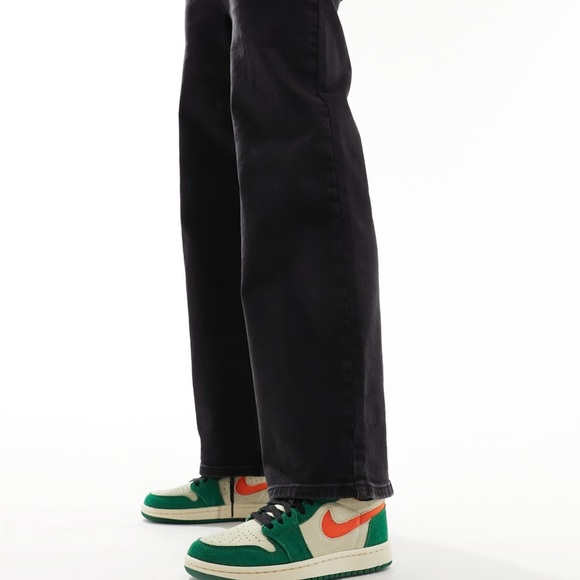 Nike Air Jordan 1 Zoom Comfort 2 sneakers in green & stone - Picture 4 of 8